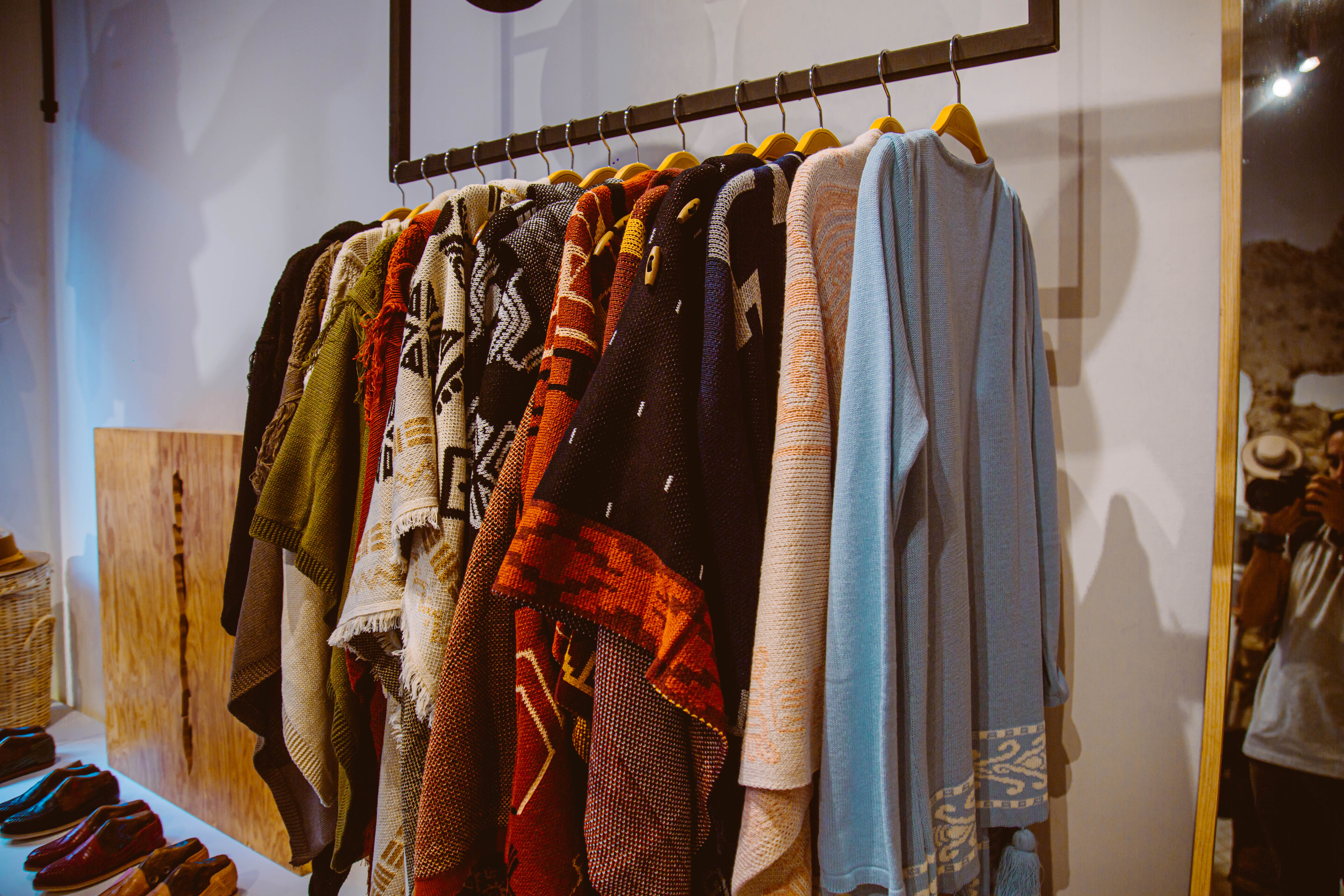 Espíritu Market × MUAN — Fine Knitwear for Moments of Presence